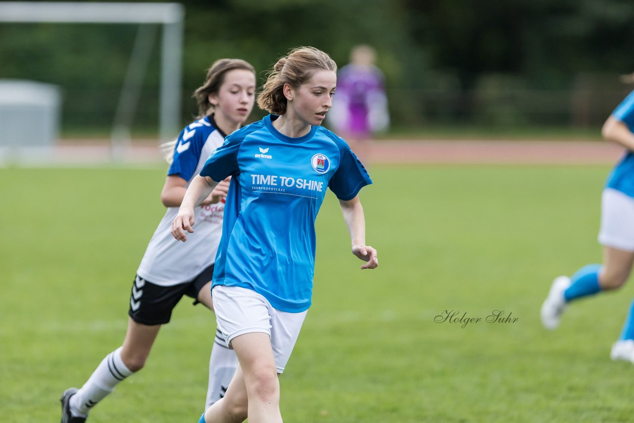 Bild 322 - wBJ VfL Pinneberg - Germania Schnelsen : Ergebnis: 15:1